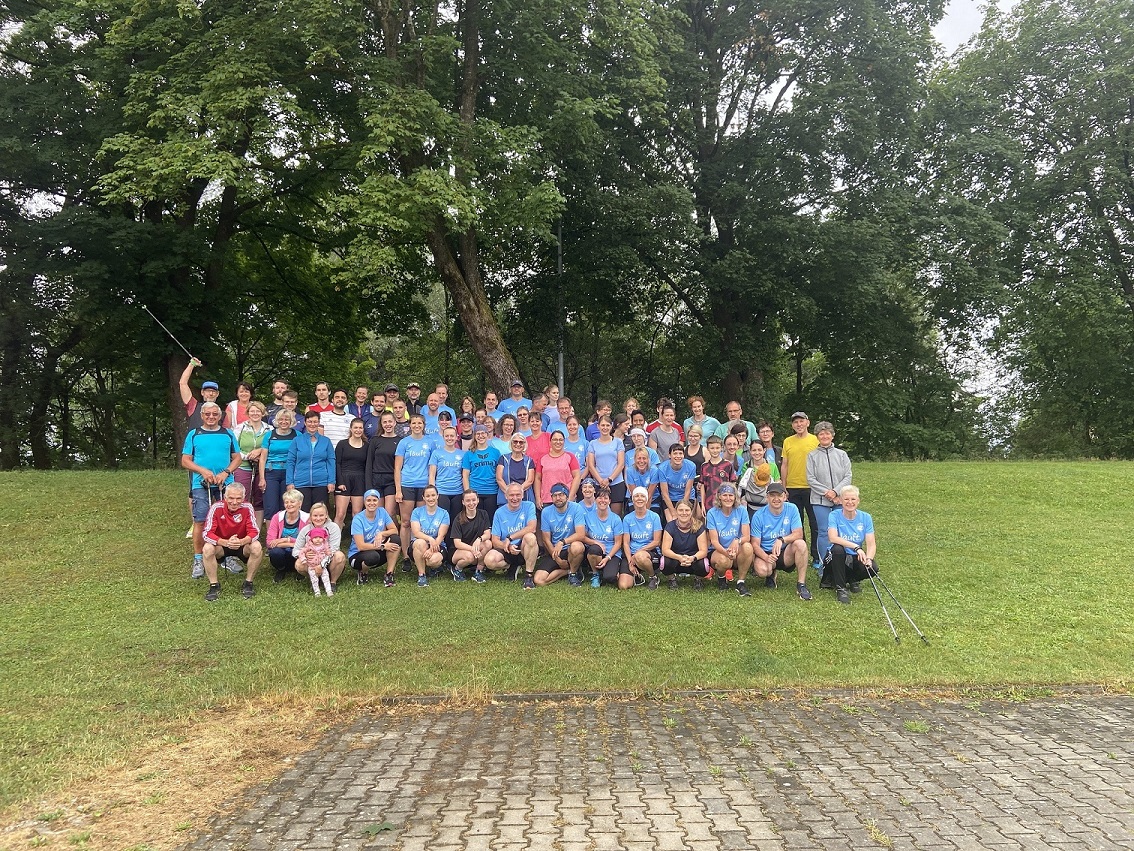 Gruppenbild.jpeg